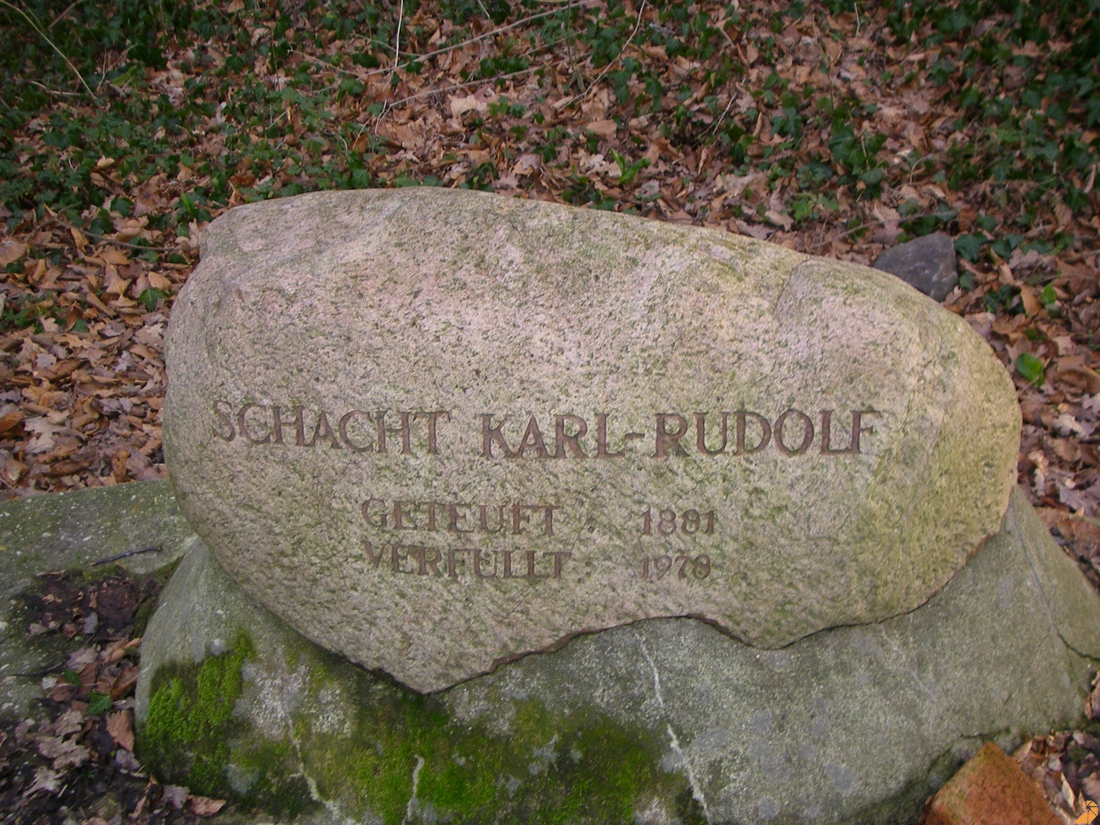 Gedenkstein an den Schacht Karl-Rudolf (1881-1978)