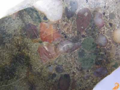 Achat-Konglomerat oder Transtrand-Konglomerat